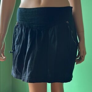 🧡🧡Vintage EUC DKNY Black Smocked Skater Mini Skirt🧡🧡